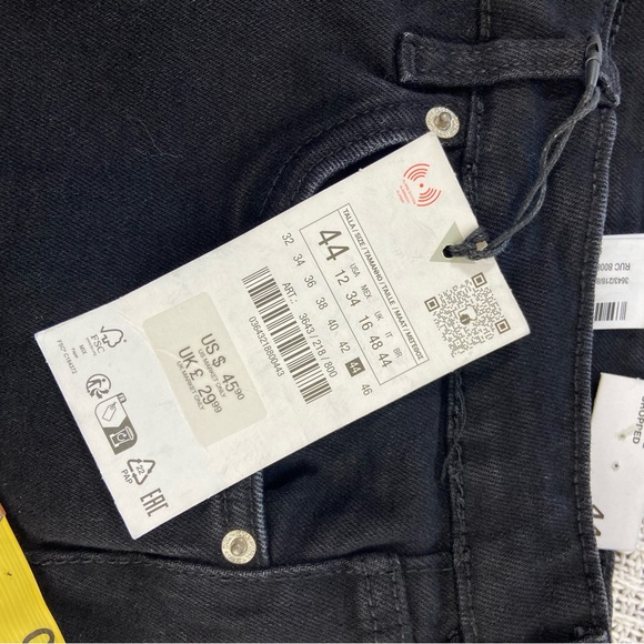 NWT new Zara High Rise Crop Flare Black Jeans Raw hem cropped Size 12 - Picture 11 of 15